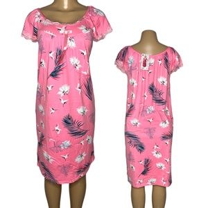 NWT Pink Floral Women Pajama True Size M Soft Knee Lenght Nightgown Sleepwear